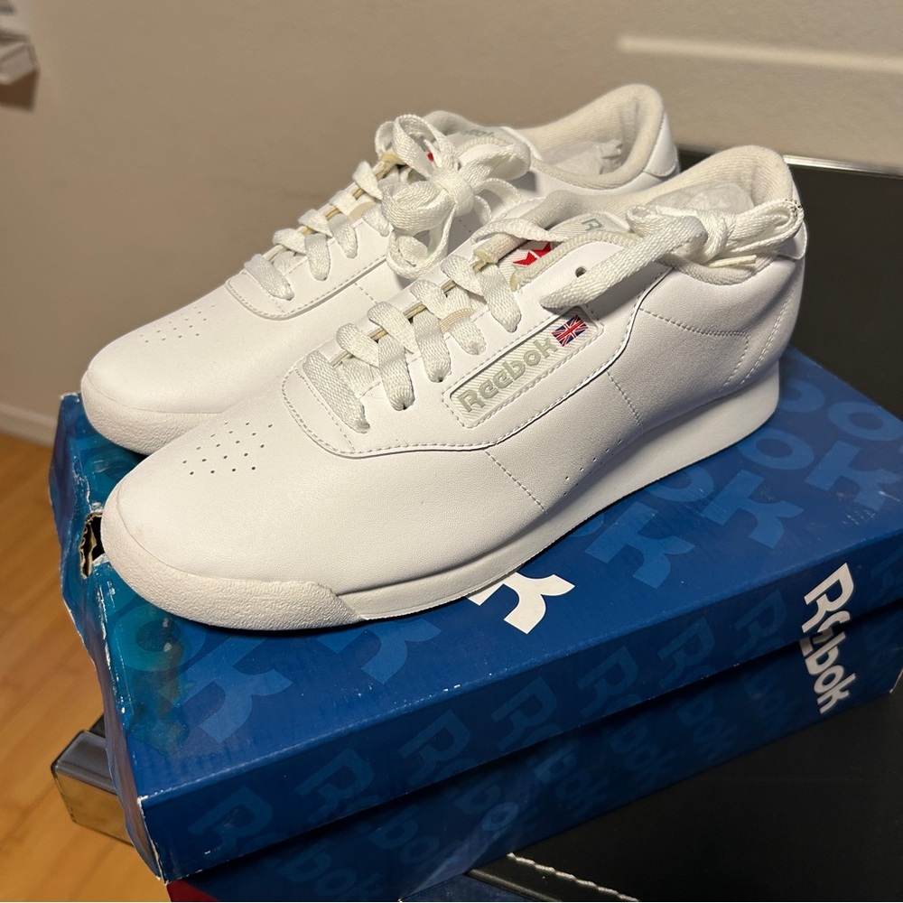 NWT Reebok Princess Women's Shoes